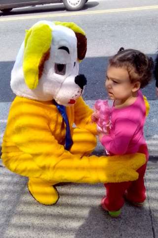 personagem do cachorro inauguração de  pet shop 